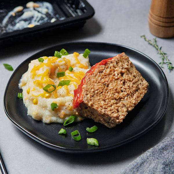 Organic Free-Range Turkey Meatloaf with Homestyle Cheesy Mashed Cauliflower and Corn